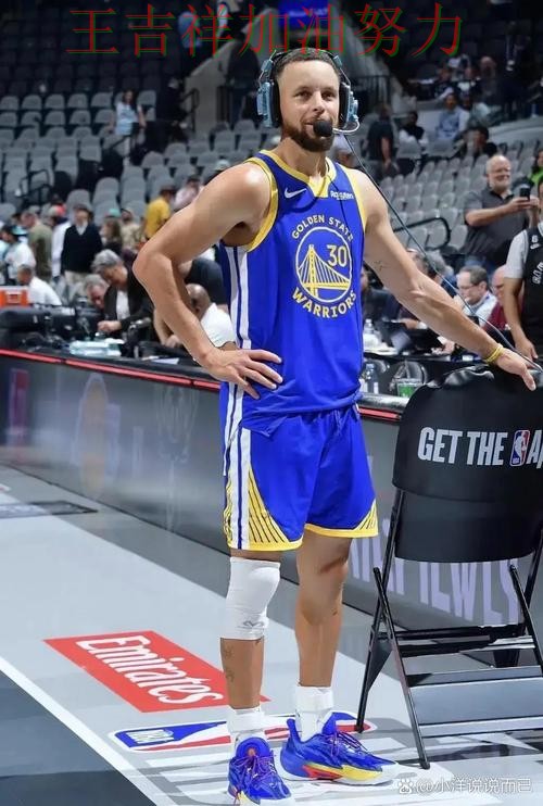 亚洲杯焦点战回顾：库里表现抢眼 为下一场比赛埋下伏笔